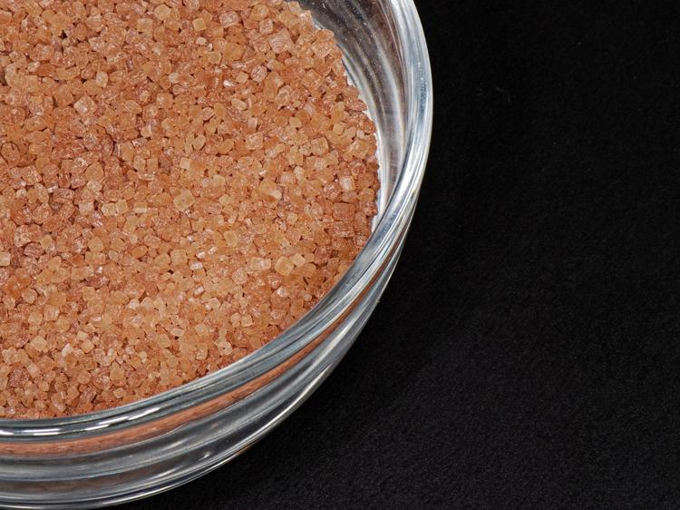 19岁能喝老红糖吗？科学获益与避坑指南(图1)