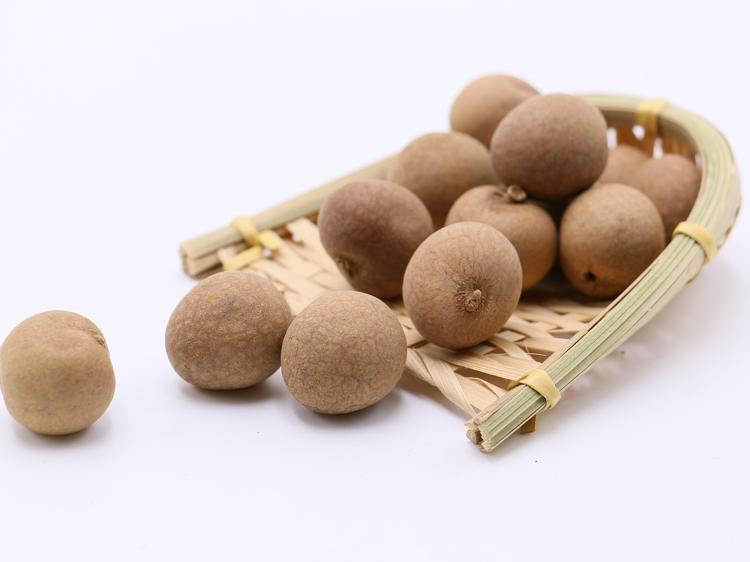 吃桂圆改善失眠:只对这两类人有用(附正确吃法)(图1) 吃桂圆改善失眠:只对这两类人有用(附正确吃法)(图1)